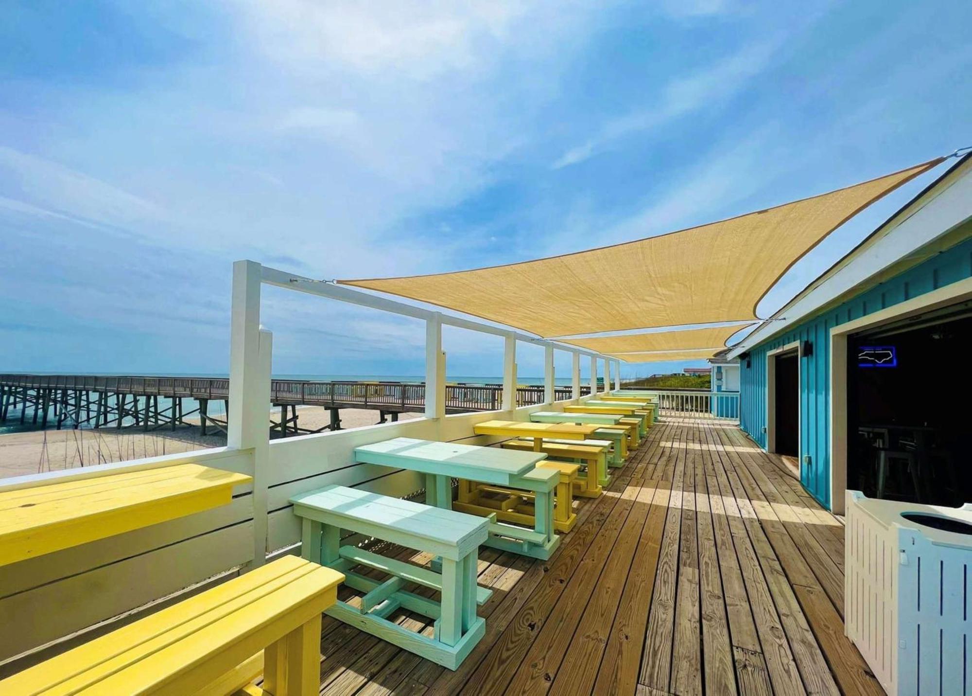 Doubletree By Hilton Atlantic Beach Oceanfront Exterior foto